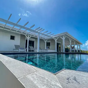 Villa Jade - Creole De Standing Et De Charme ,vue , Proche Des Plages & Piscine Privee De Gamme, Saint-Francois (Grande-Terre)